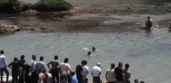 Serinlemek için girdiği Dicle Nehri'nde su yükselince kaybolmuştu, kahreden haber geldi