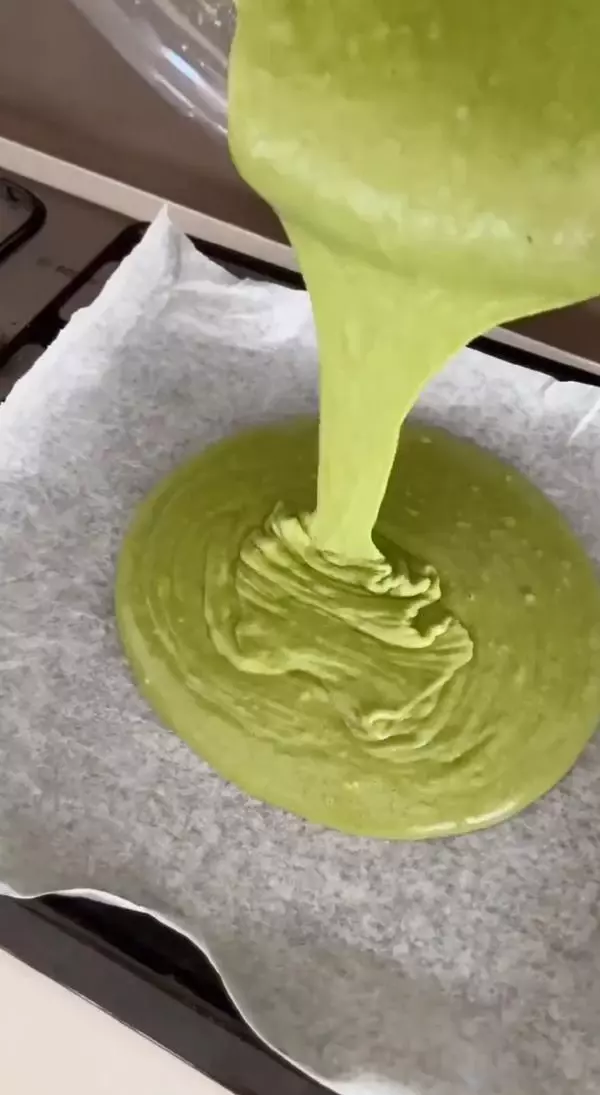 Fıstıklı baklavada ıspanak ve bezelye oyunu! Ayırt etmesi çok zor