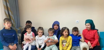 Harabe evde yaşayan 8 çocuklu Aygün ailesinin yeni ev sevinci