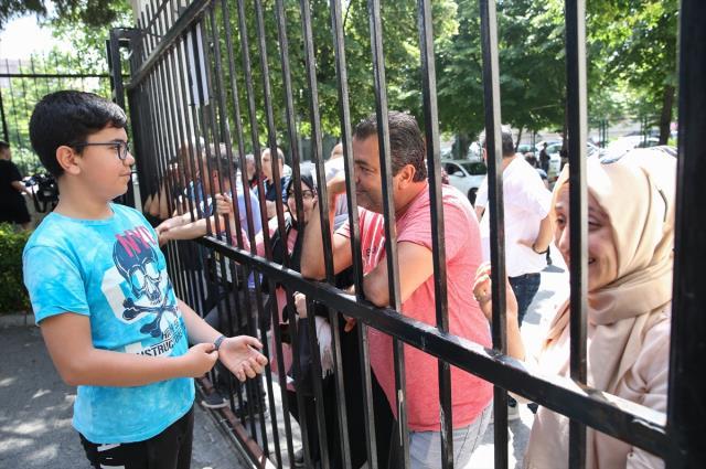 LGS kapsamındaki iki oturumlu merkezi sınav sona erdi! Sonuçlar 30 Haziran'da açıklanacak