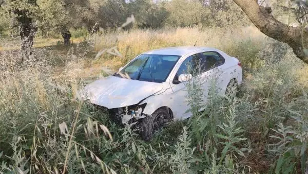 Bursa'da iki otomobil kafa kafaya çarpıştı; 1 ölü, 2 yaralı