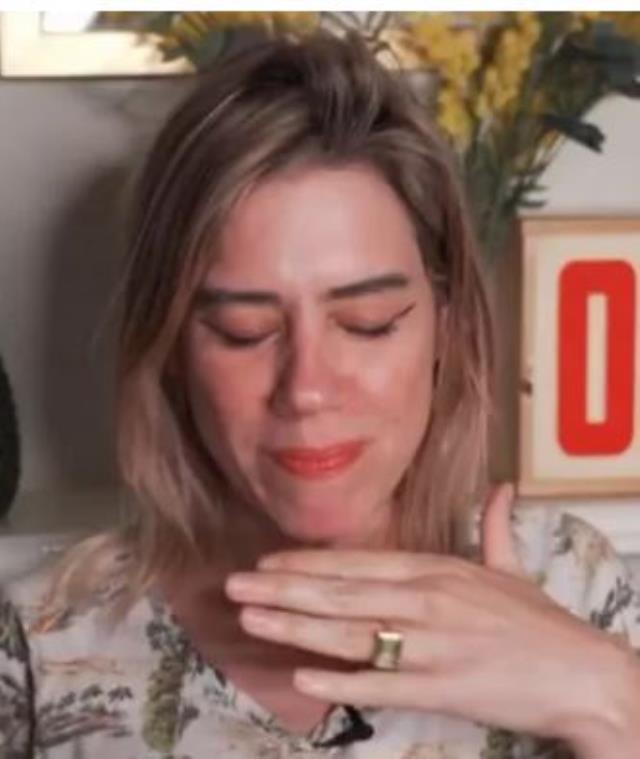 Canlı yayında bir kadın tarafından yapılan itiraf, stüdyoyu buz kestirdi: Yanlışlıkla köpeğimin spermini yuttum Canlı yayında bir kadın tarafından yapılan itiraf, stüdyoyu buz kestirdi: Yanlışlıkla köpeğimin spermini yuttum