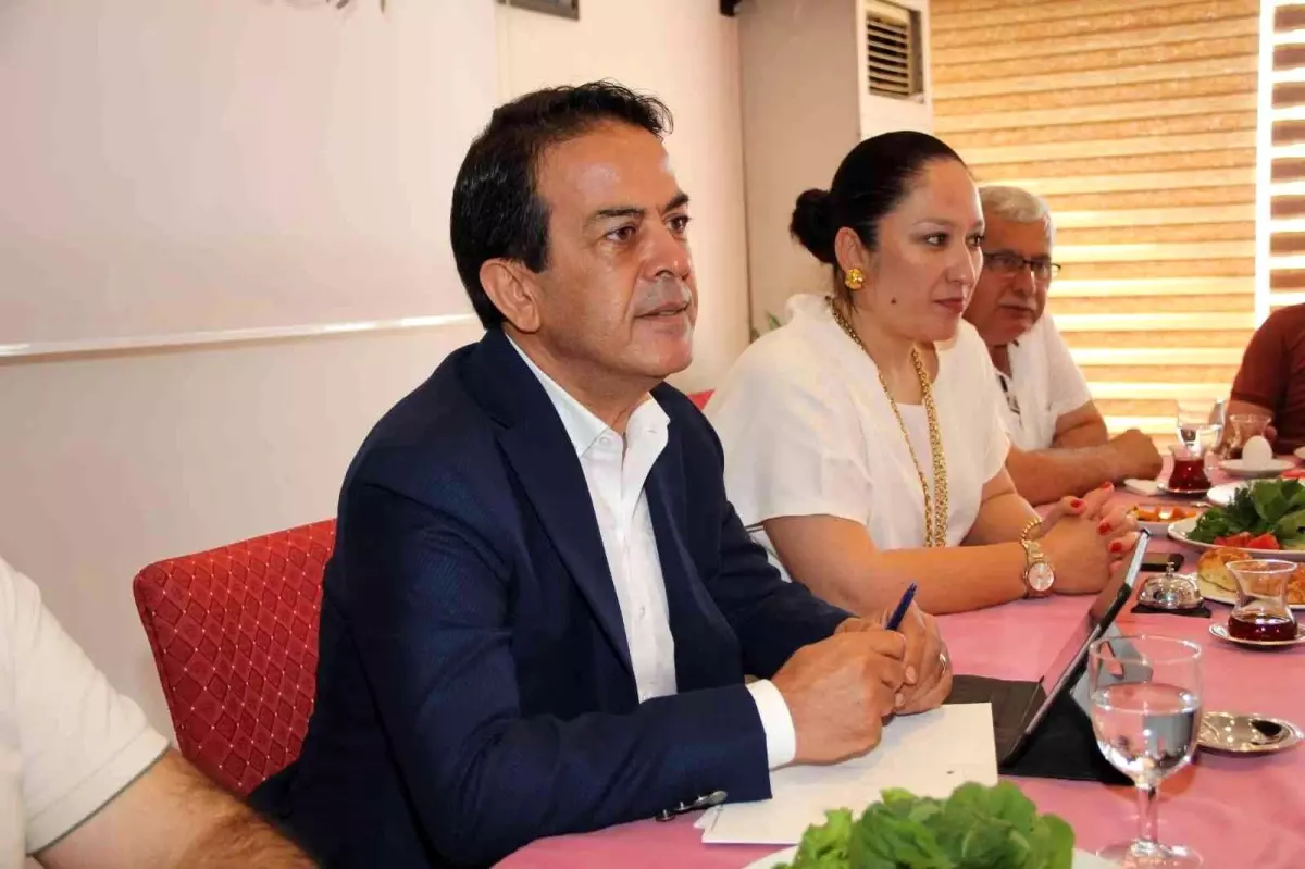 'Her 100 dolarlık yaş sebze ihracatının 44 doları Antalya'dan'