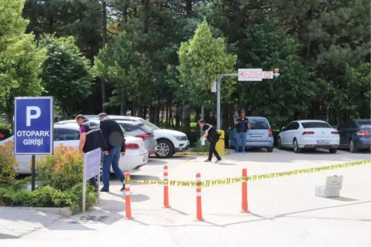 AVM otoparkında eski eşi ile yanındaki Furkan'ı vurdu