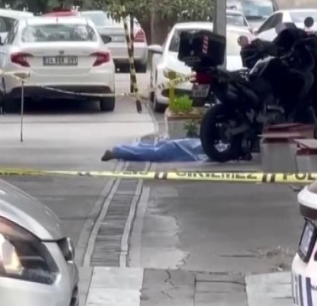 Bir gün önce eşyaları aşağı attığı balkondan sabah düşerek öldü Bir gün önce eşyaları aşağı attığı balkondan sabah düşerek öldü