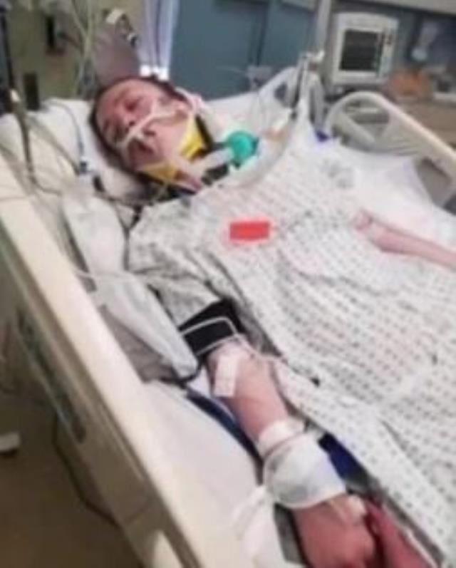 5 ay komada kaldı, uyandığında telefonuna gelen mesaj yüzünden dünyası başına yıkıldı