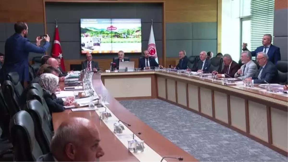 TBMM KİT Komisyonunda ÇAYKUR'un hesapları görüşüldü