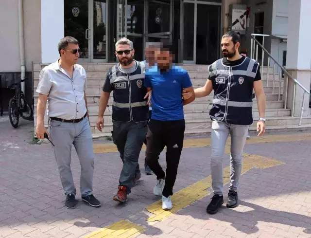 Aranan şahıs havalandırma boşluğunda yakalayan polis: Hadi gel, çok terlemişsin orada