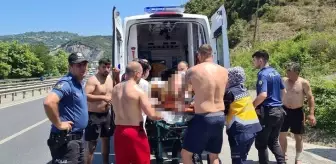 Çığlıklarına koştular! Üzerine benzin döken kadın, kendini ateşe verdi