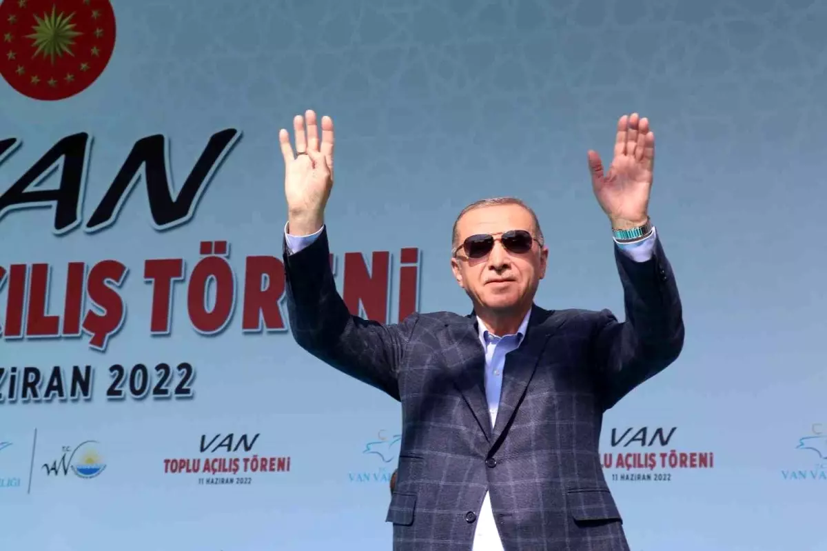 Cumhurbaşkanı Erdoğan: 'Yeri geldiğinde gövdemizi namlulara siper ettik'