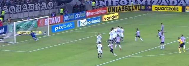 Barajdakiler ucuz kurtuldu! Hulk'un vurduğu şut stadı inletti