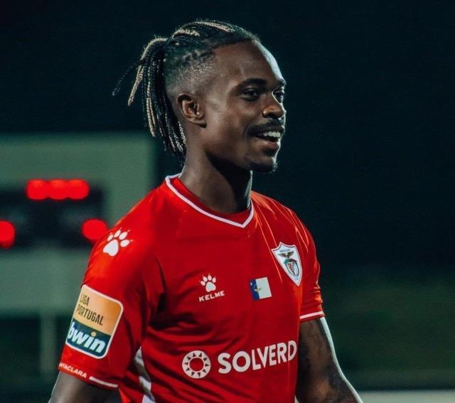 Brezilyalı yıldız, İstanbul'a geliyor! Fenerbahçe ilk transferini resmen açıkladı