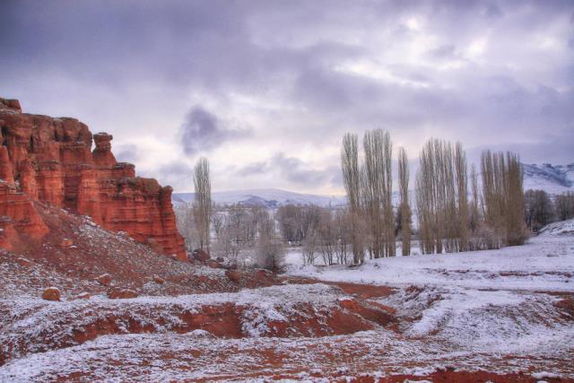 Doğuda saklı bir cennet! Kırmızı Periler Diyarı: Narman Doğuda saklı bir cennet! Kırmızı Periler Diyarı: Narman