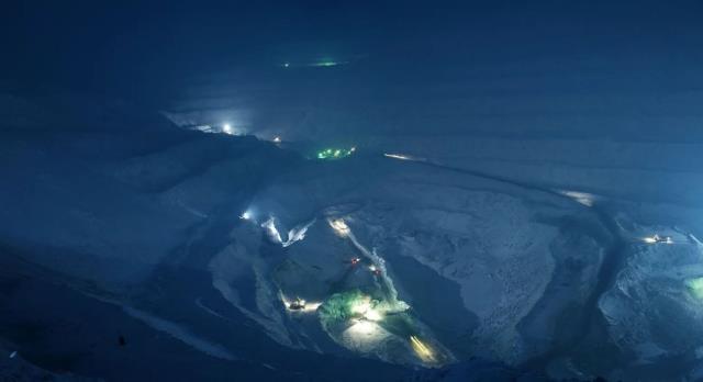 45 gün güneş doğmuyor, nehirler kırmızı akıyor! İşte dünyanın en iç karartıcı şehri 45 gün güneş doğmuyor, nehirler kırmızı akıyor! İşte dünyanın en iç karartıcı şehri