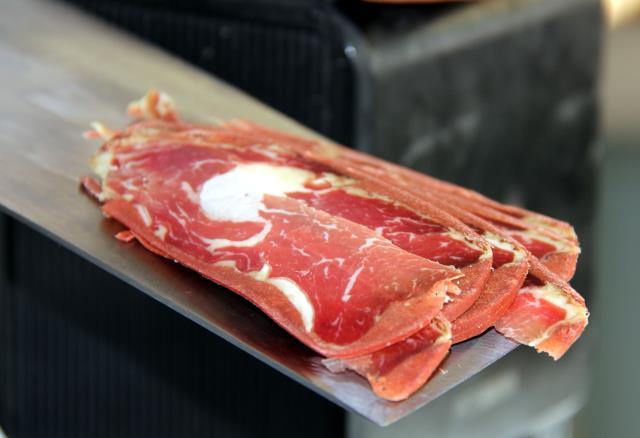 Kayseri ve Kastamonu kavga ederken, pastırmanın tescilini Sivas kaptı! Tartışma büyük