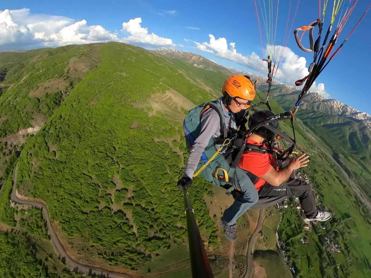 Yedisu'da yamaç paraşütü etkinliği