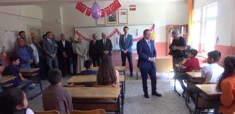 İç Anadolu'daki okullarda karne heyecanı yaşandı