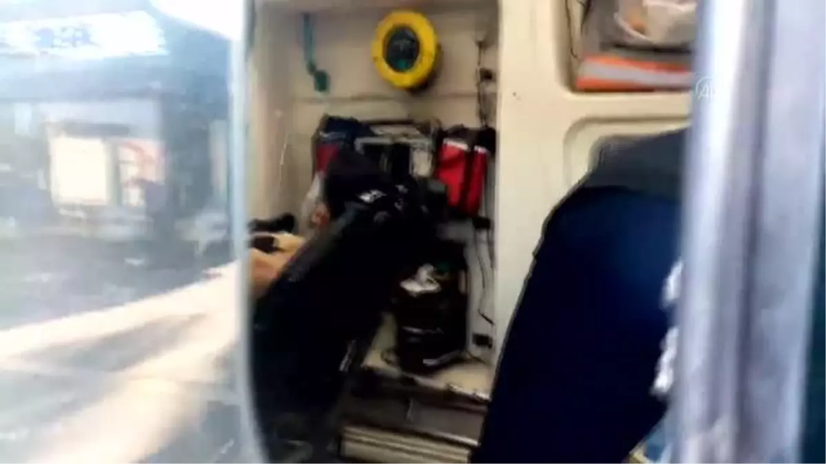 Son Dakika | Bıçaklı saldırıya uğrayan kişi yaralandı