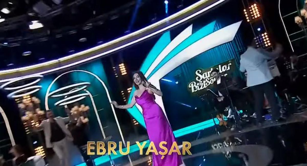 Ebru Yaşar kimdir? Kaç yaşında, nereli, şarkıları nelerdir? 18 Haziran Şarkılar Bizi Söyler konuğu Ebru Yaşar kimdir? Ebru Yaşar'ın ikizleri kimdir?