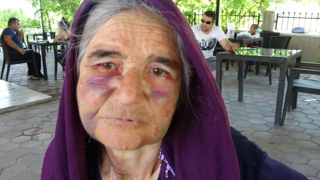 Sürüye karışan kuzusunu almak isteyen 70 yaşındaki kadına 'dayak' iddiası