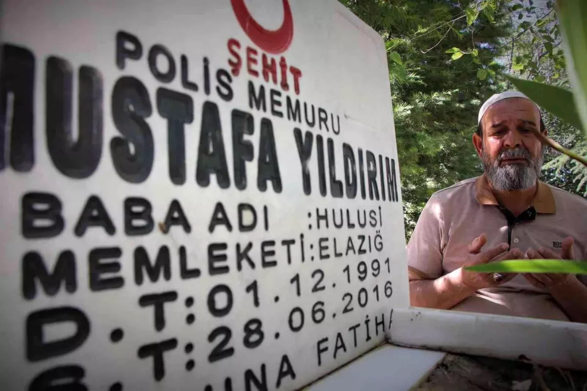 Babalar Günü'nde şehit oğluna ziyaret: O bana gelemedi, ben ona geldim