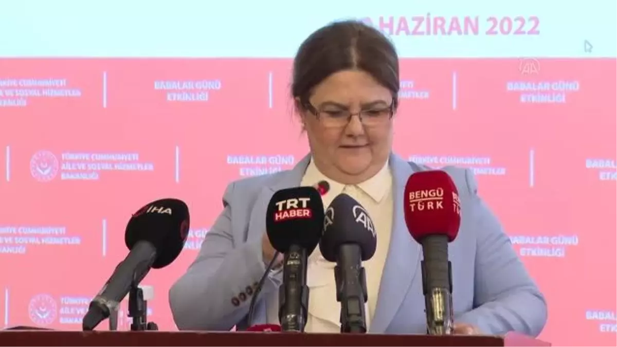 Bakan Yanık: 'Dağlar nasıl dünyanın dengesini sağlıyorsa babalar da insanın sapasağlam ayakta kalması için vazgeçilmezdir'