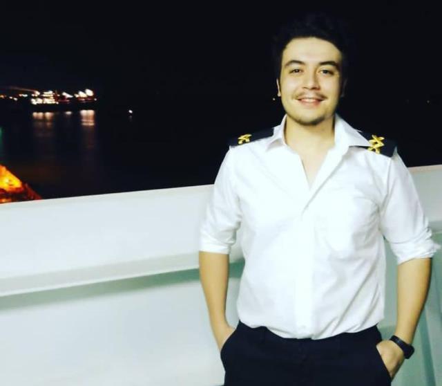 Bir süredir haber alınamayan teğmen, evinde vurulmuş olarak ölü bulundu Bir süredir haber alınamayan teğmen, evinde vurulmuş olarak ölü bulundu