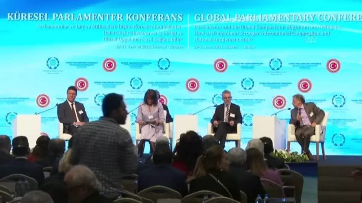 Azerbaycan Meclis Başkanı Gafarova Türkiye'nin göçmen yükünün paylaşılmasını istedi