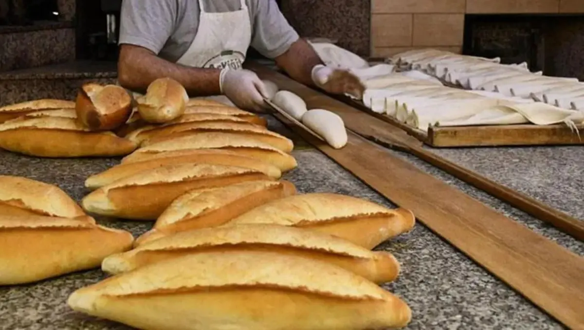 Ekmek 5 lira oldu mu? Ekmeğe zam geldi mi? Ekmek fiyatları 2022!