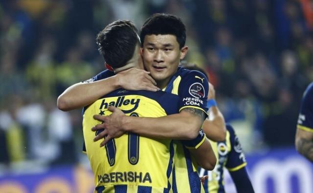 Fransa'dan Kim Min-Jae'ye sürpriz talip! Fenerbahçe en az 20 milyon euro istiyor