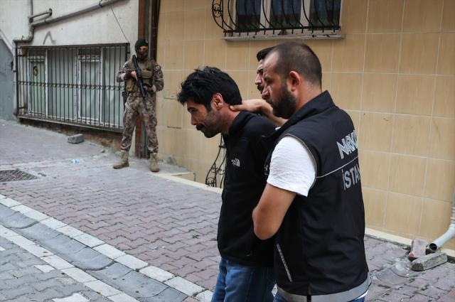 İstanbul'da uyuşturucu operasyonunda 18 adrese baskın yapıldı