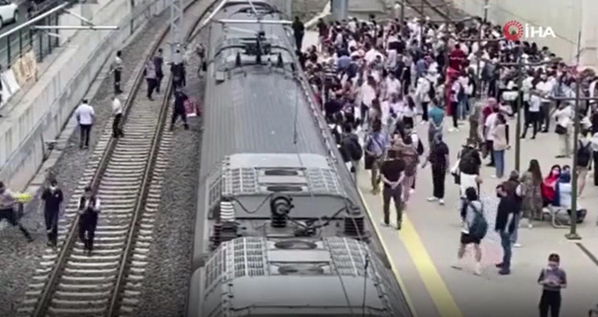 Marmaray'da intihar eden kim? (VİDEO) Marmaray intiharı son durum ne? Bostancı Marmaray intiharı!
