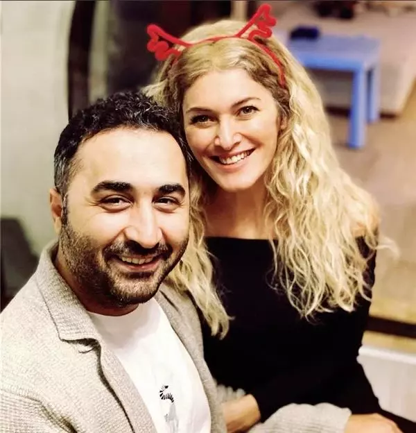 Sessiz sedasız evlenen Onur Buldu ve Duygu Kozoğlu'nun bebekleri dünyaya geldi Sessiz sedasız evlenen Onur Buldu ve Duygu Kozoğlu'nun bebekleri dünyaya geldi