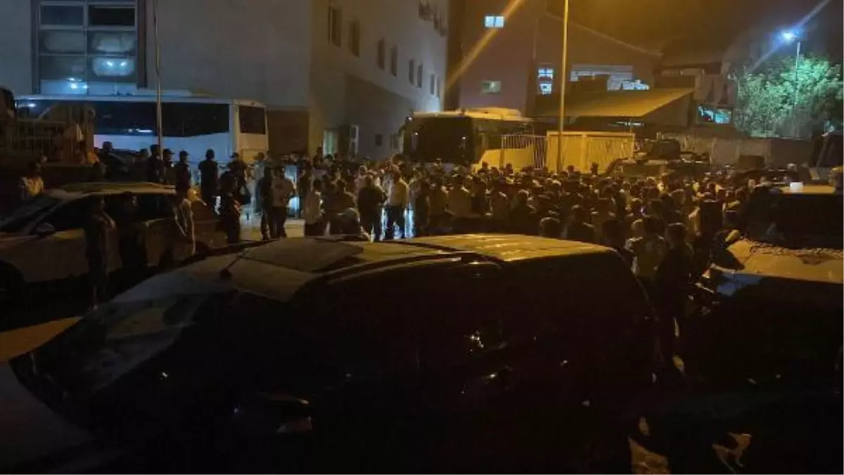 Son dakika haberleri | Hakkari'de iki grup arasında bıçaklı kavga: 1 ölü