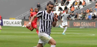 Son dakika spor: Murat Akça, transfer iddialarını yalanladı