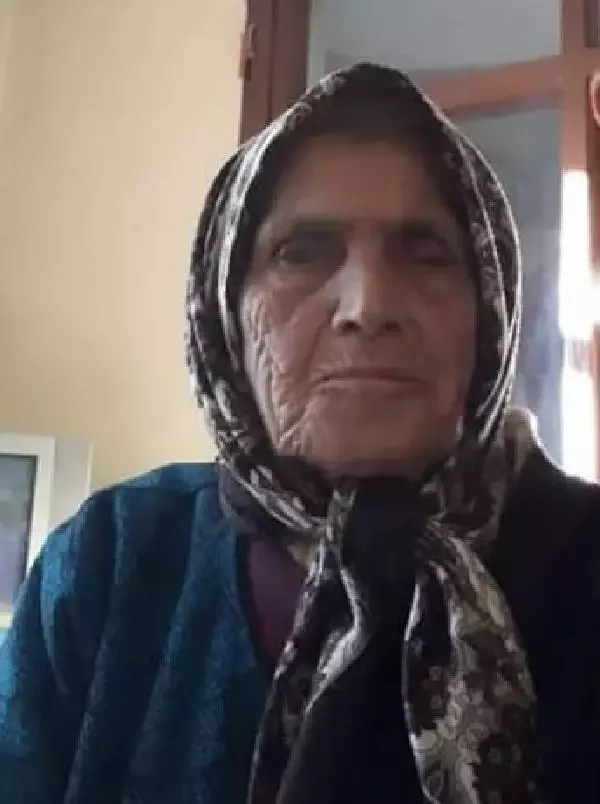 Oğlunun şehit olduğu haberini alan baba kalp krizi geçirdi, babaanne hayatını kaybetti Oğlunun şehit olduğu haberini alan baba kalp krizi geçirdi, babaanne hayatını kaybetti