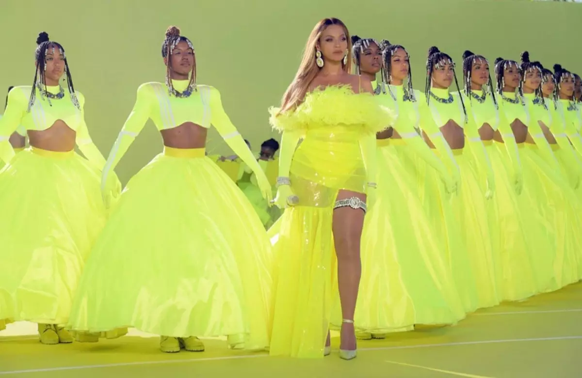 Beyonce 'asi döneminin' ilk şarkısını yayınladı