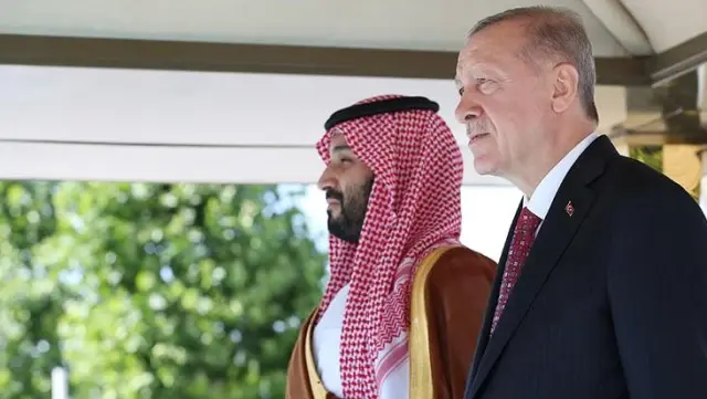 Cumhurbaşkanı Erdoğan ile Prens Selman'ın görüşmesi 2 saat sürdü! Toplantısı sonrası ortak bildiri yayınlandı Cumhurbaşkanı Erdoğan ile Prens Selman'ın görüşmesi 2 saat sürdü! Toplantısı sonrası ortak bildiri yayınlandı
