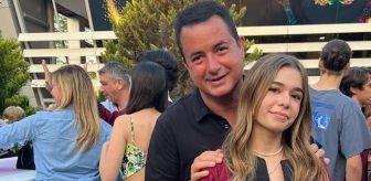 Acun Ilıcalı, kızının mezuniyet töreninde eski eşi Zeynep Yılmaz'la poz verdi