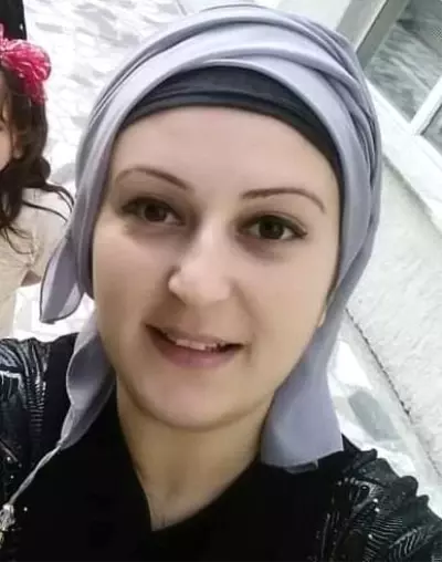 Son dakika: Eşi tarafından öldürülen kadın ve 3 yaşındaki çocuğu yan yana defnedildi Son dakika: Eşi tarafından öldürülen kadın ve 3 yaşındaki çocuğu yan yana defnedildi