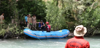 Müküs Çayı'nda kaybolan hemşireyi 140 kişilik ekip arıyor