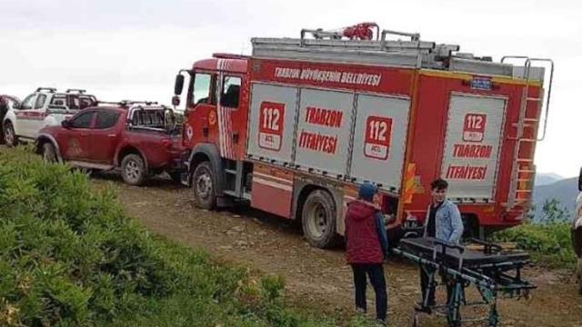 Son dakika haber... İneği ile birlikte uçuruma yuvarlanan kadın hayatını kaybetti Son dakika haber... İneği ile birlikte uçuruma yuvarlanan kadın hayatını kaybetti