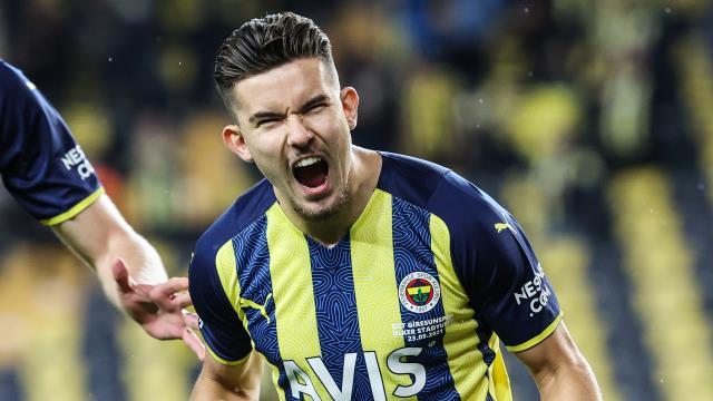 Fenerbahçe'nin hesaplarında bu hiç yoktu! Premier Lig'in yeni ekibi, Ferdi Kadıoğlu için gemileri yaktı
