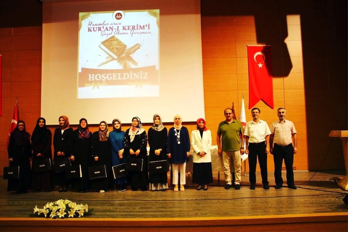 Kadın Din Görevlileri Kur'an-ı Kerim'i Güzel Okuma Yarışması Bölge Finali Aydın'da gerçekleştirildi