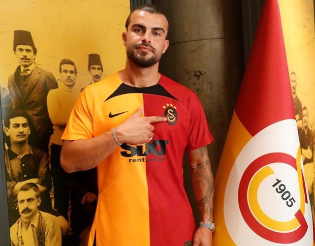 Son Dakika: Abdülkerim Bardakcı resmen Galatasaray'da! İşte sözleşme detayları