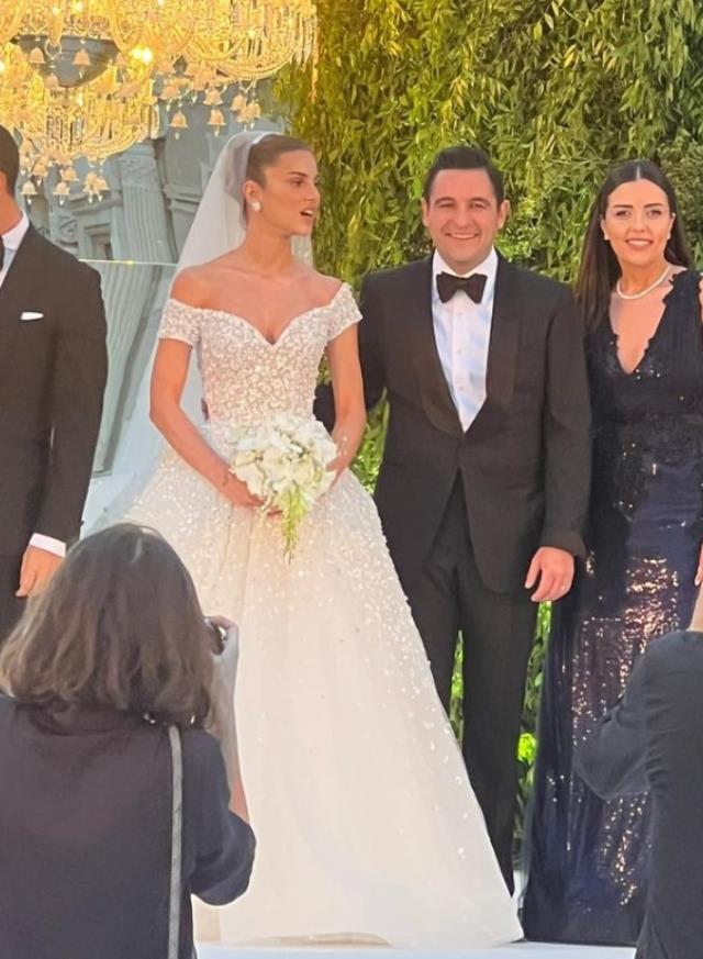 Beklenen düğün gerçekleşti! Hacı Sabancı ile Nazlı Sabancı çifti Çırağan Sarayı'nda görkemli törenle evlendi