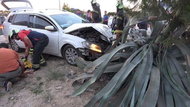 Çarpışıp sürüklenen araçlar bebek arabası ve yayalara çarptı: 1 ölü 7 yaralı