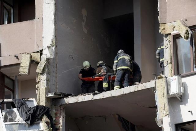 Rusya, Ukrayna'nın başkenti Kiev'i vurdu! Art arda füzeler ateşlendi, ortalık yangın yerine döndü