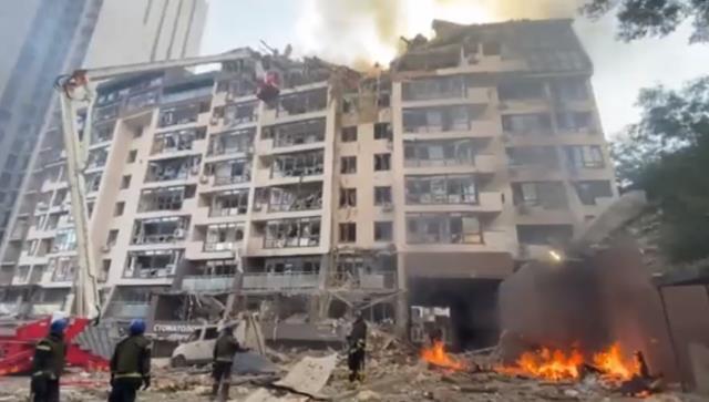 Rusya, Ukrayna'nın başkenti Kiev'i vurdu! Art arda füzeler ateşlendi, ortalık yangın yerine döndü