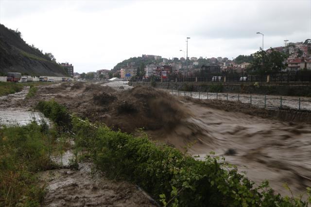 AFAD'dan Bartın, Abana, Bozkurt ve Çatalzeytin'e uyarı: Taşkın riski tehlikeli boyuta ulaştı